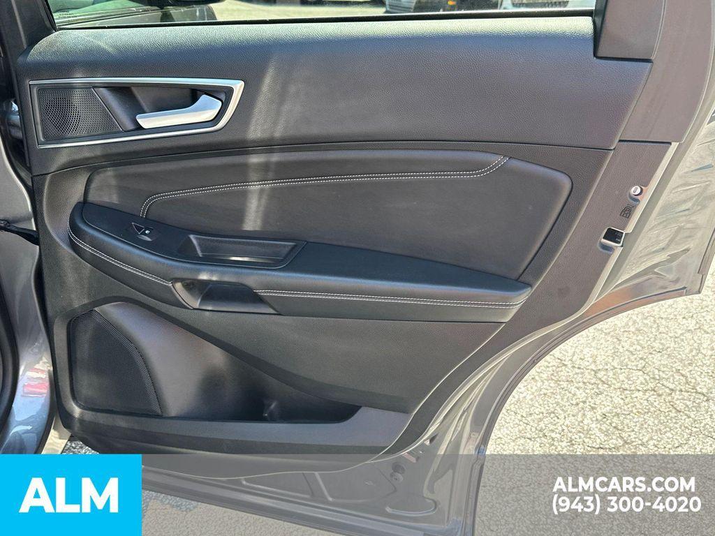 used 2024 Ford Edge car, priced at $26,420