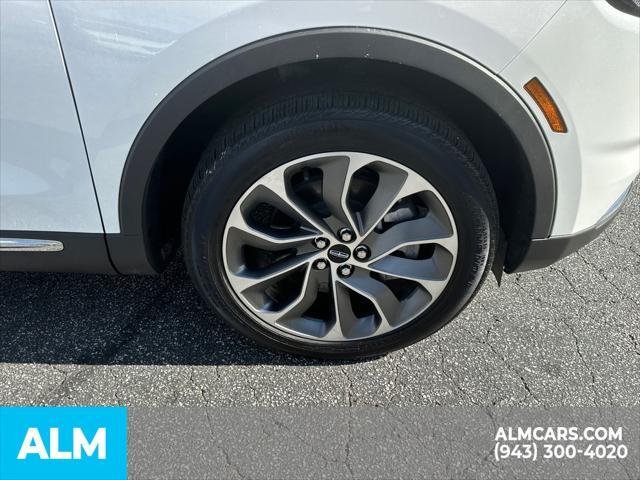 used 2023 Lincoln Nautilus car, priced at $40,960