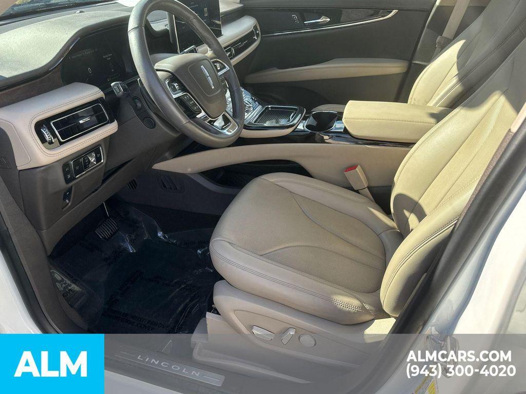 used 2023 Lincoln Nautilus car, priced at $37,960