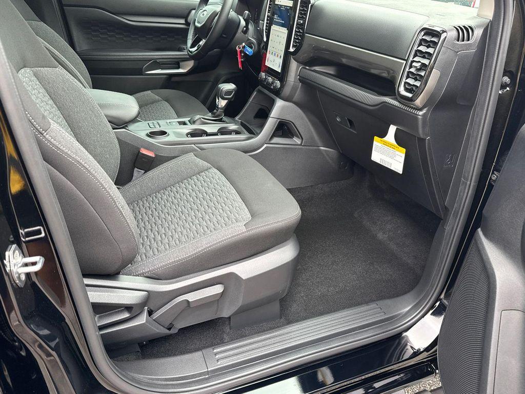 new 2025 Ford Ranger car, priced at $38,975