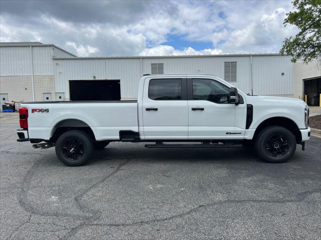 new 2025 Ford F-250 car, priced at $71,265