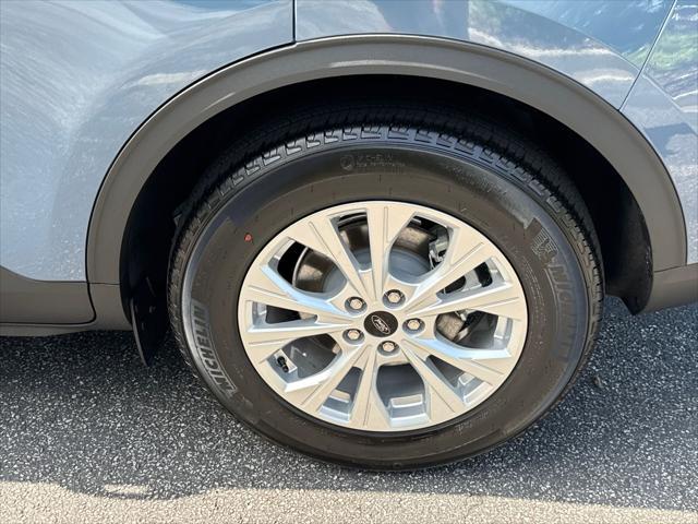 new 2025 Ford Escape car, priced at $33,475