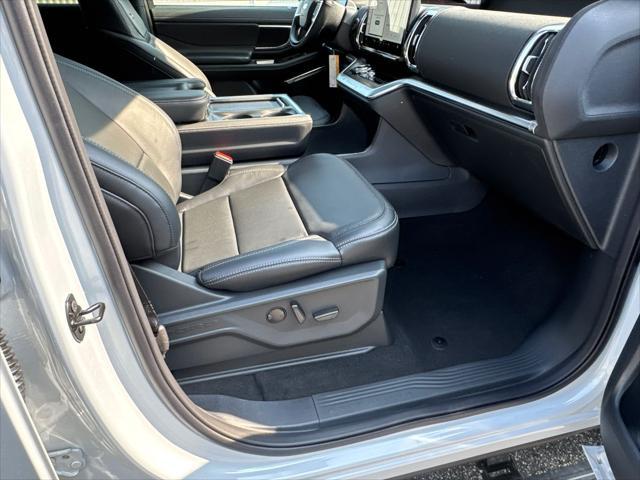 new 2025 Ford Expedition Max car, priced at $85,970