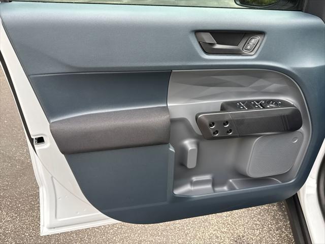 new 2025 Ford Maverick car, priced at $30,060