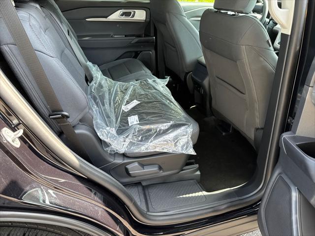 new 2025 Ford Explorer car, priced at $44,875