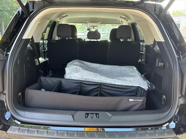 new 2025 Ford Explorer car, priced at $44,875