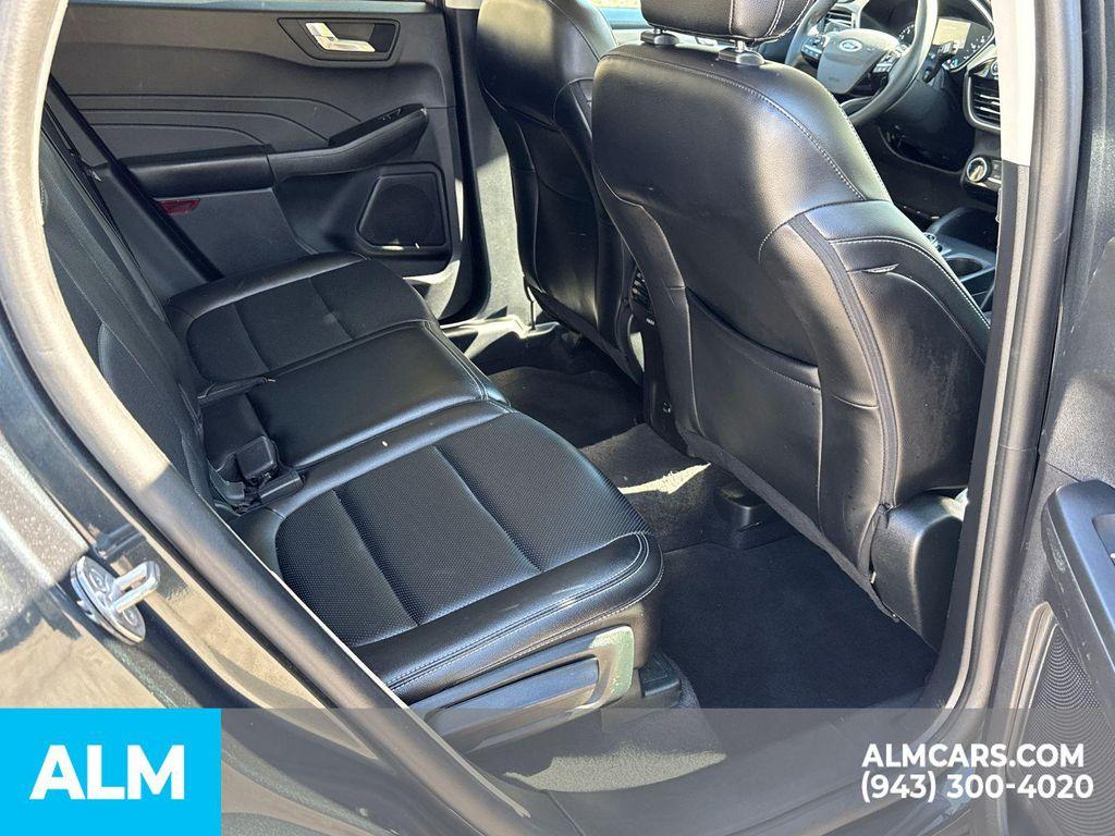 used 2022 Ford Escape car, priced at $18,020