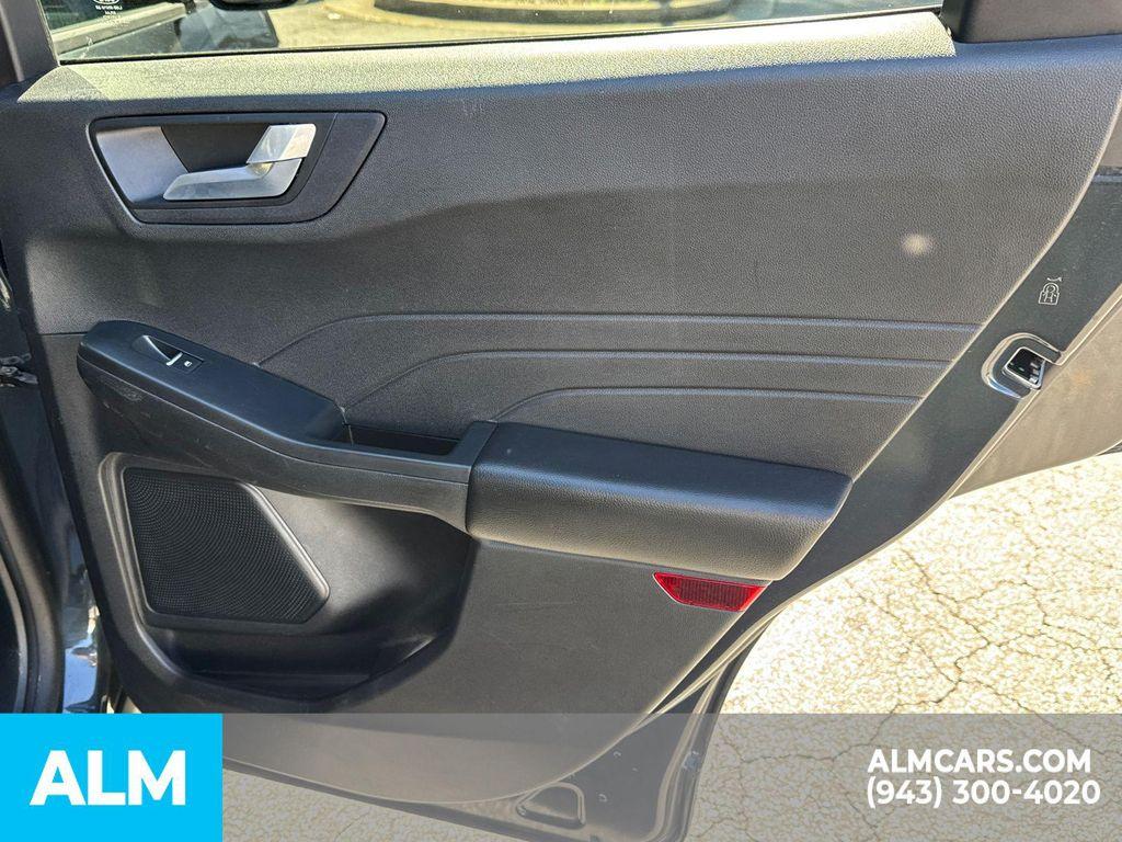 used 2022 Ford Escape car, priced at $18,020