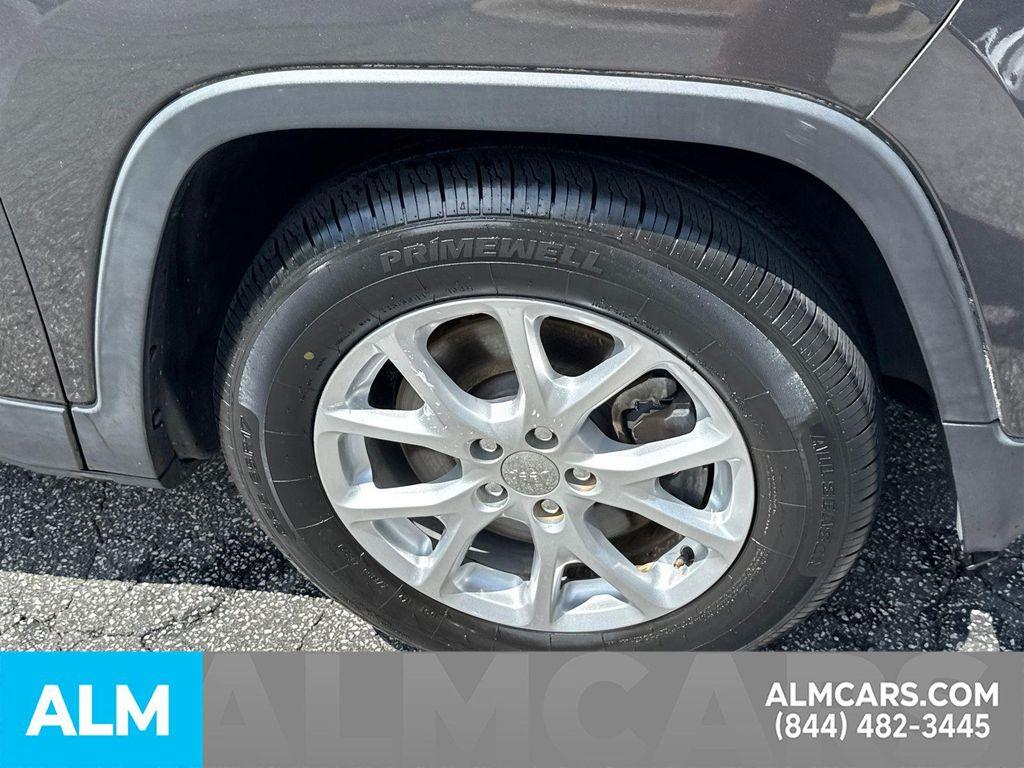 used 2014 Jeep Cherokee car, priced at $7,820