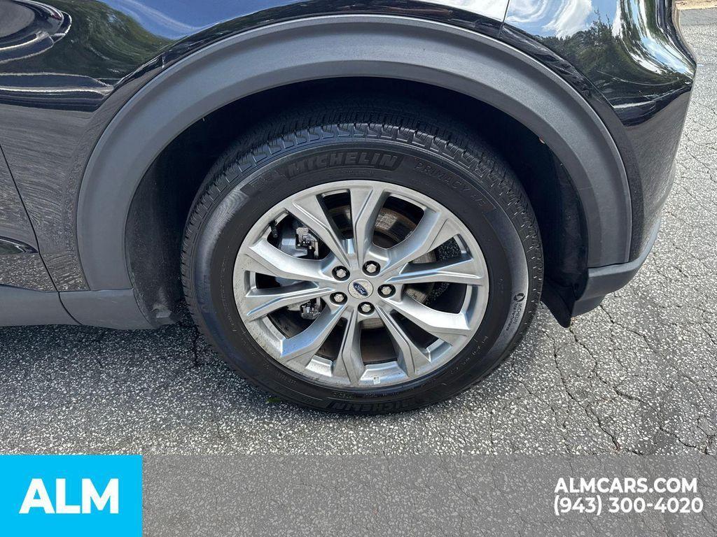 used 2024 Ford Explorer car, priced at $29,820