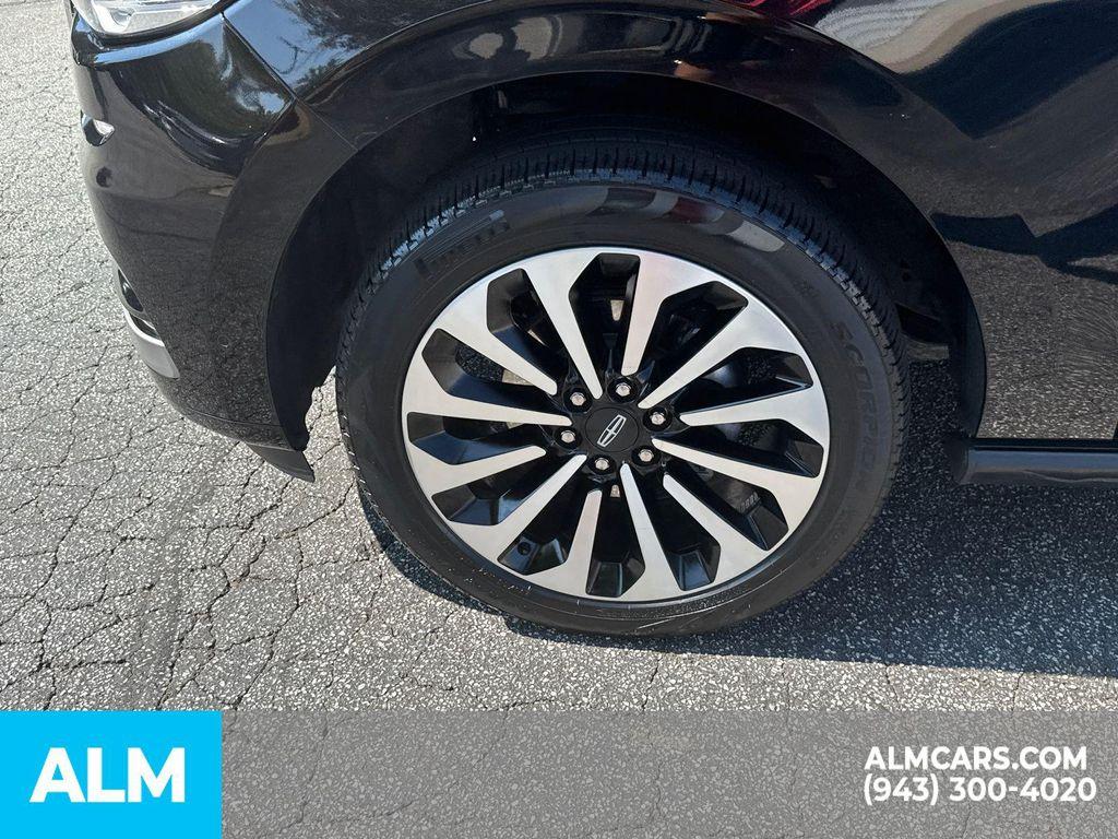 used 2024 Lincoln Navigator car, priced at $65,220