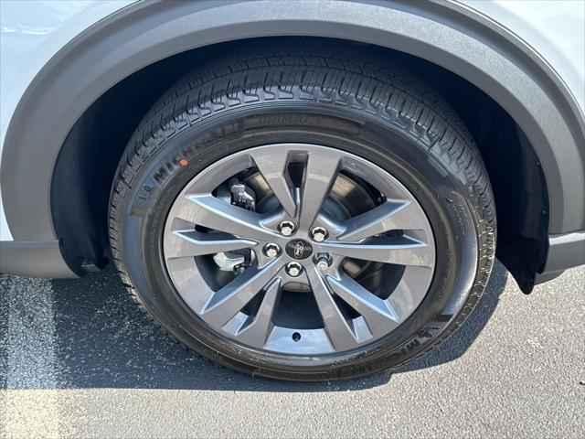 new 2025 Ford Explorer car, priced at $50,370