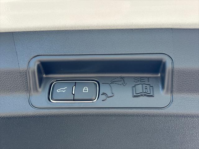 new 2025 Ford Explorer car, priced at $50,370