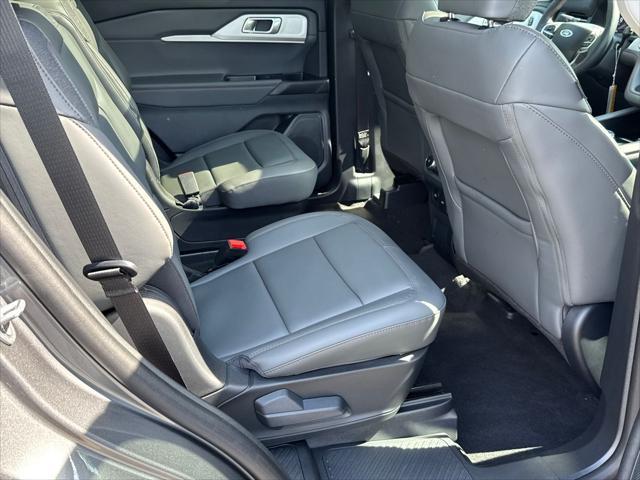new 2025 Ford Explorer car, priced at $50,615