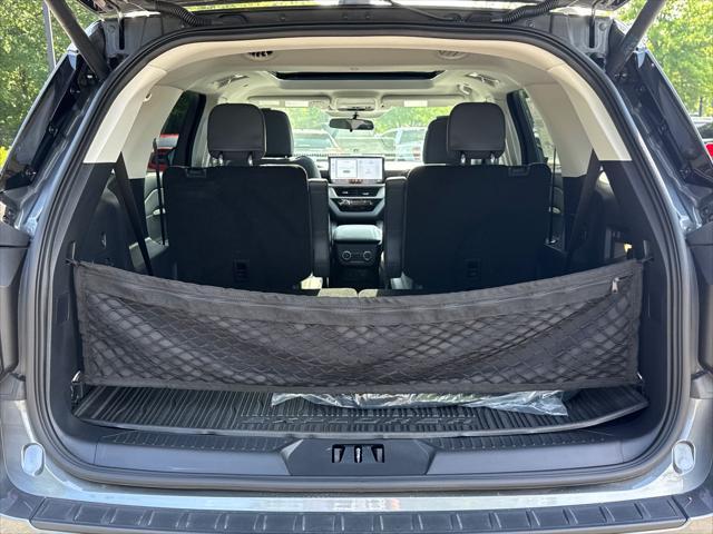 new 2025 Ford Explorer car, priced at $50,615