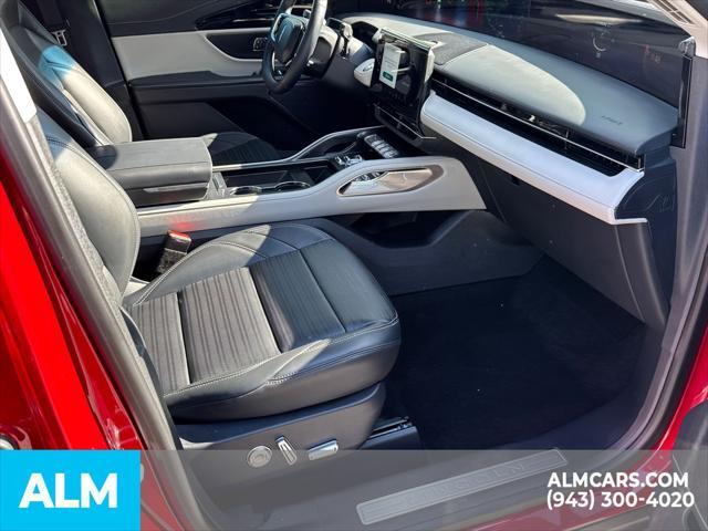 used 2024 Lincoln Nautilus car, priced at $49,960
