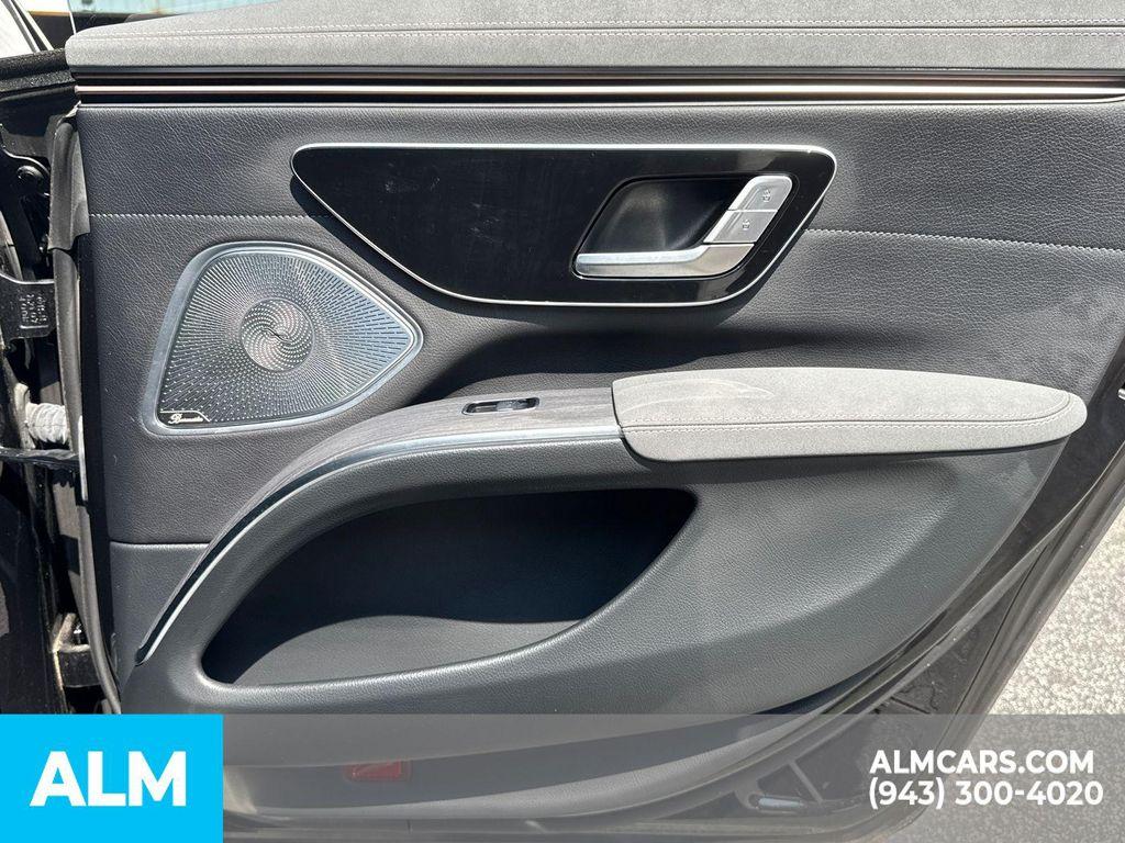 used 2022 Mercedes-Benz EQS 580 car, priced at $55,960