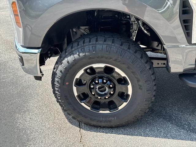 new 2025 Ford F-350 car, priced at $66,860