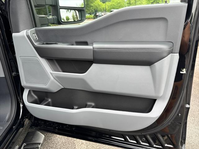 new 2025 Ford F-250 car, priced at $70,550