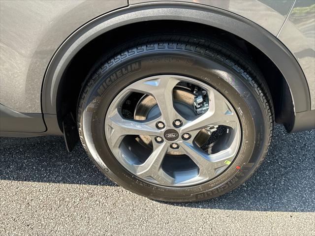 new 2025 Ford Escape car, priced at $38,065