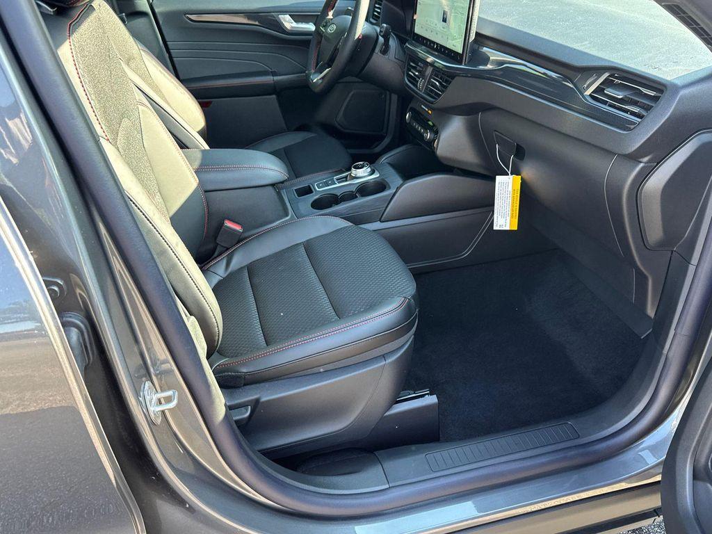 new 2025 Ford Escape car, priced at $38,065