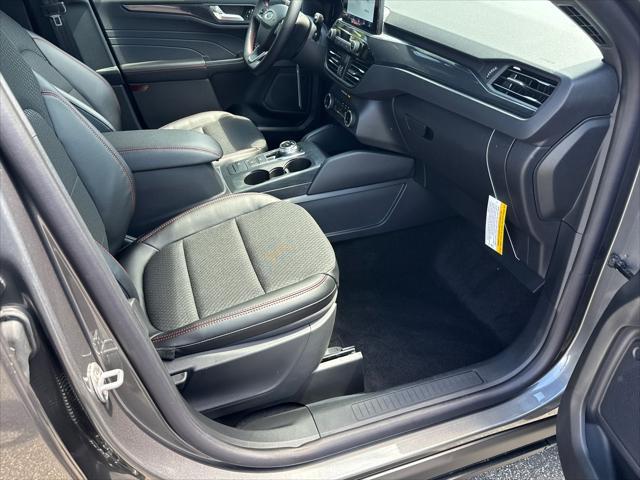 new 2025 Ford Escape car, priced at $33,985