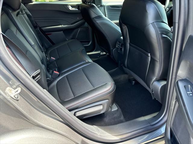 new 2025 Ford Escape car, priced at $33,985
