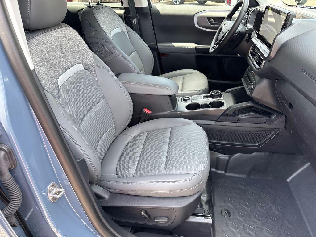 new 2025 Ford Bronco Sport car, priced at $45,095