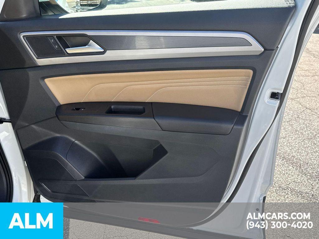 used 2020 Volkswagen Atlas Cross Sport car, priced at $22,420