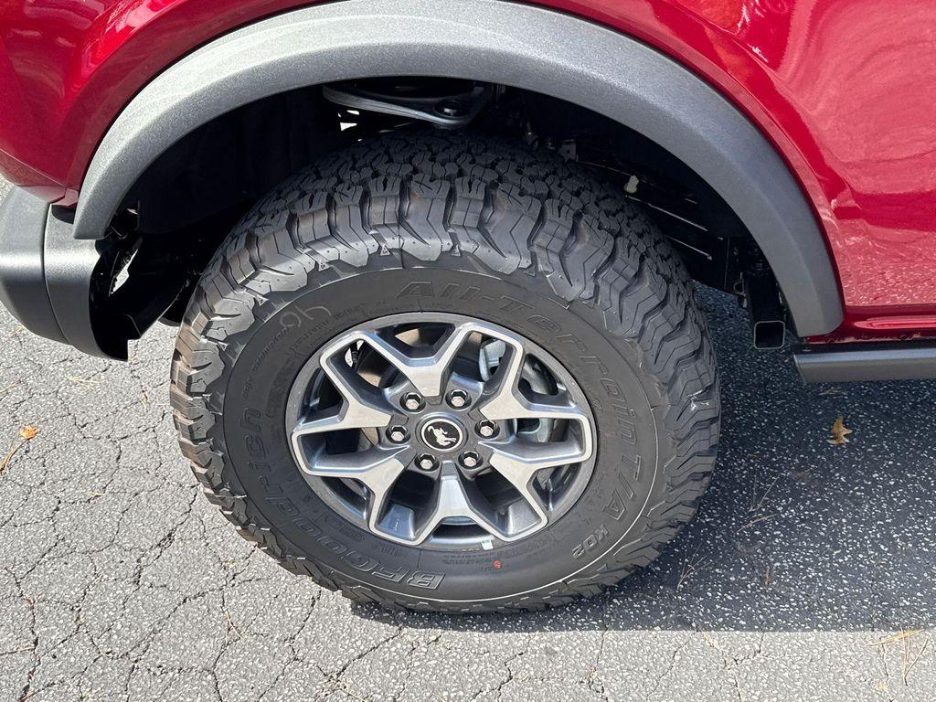 new 2025 Ford Bronco car, priced at $62,735