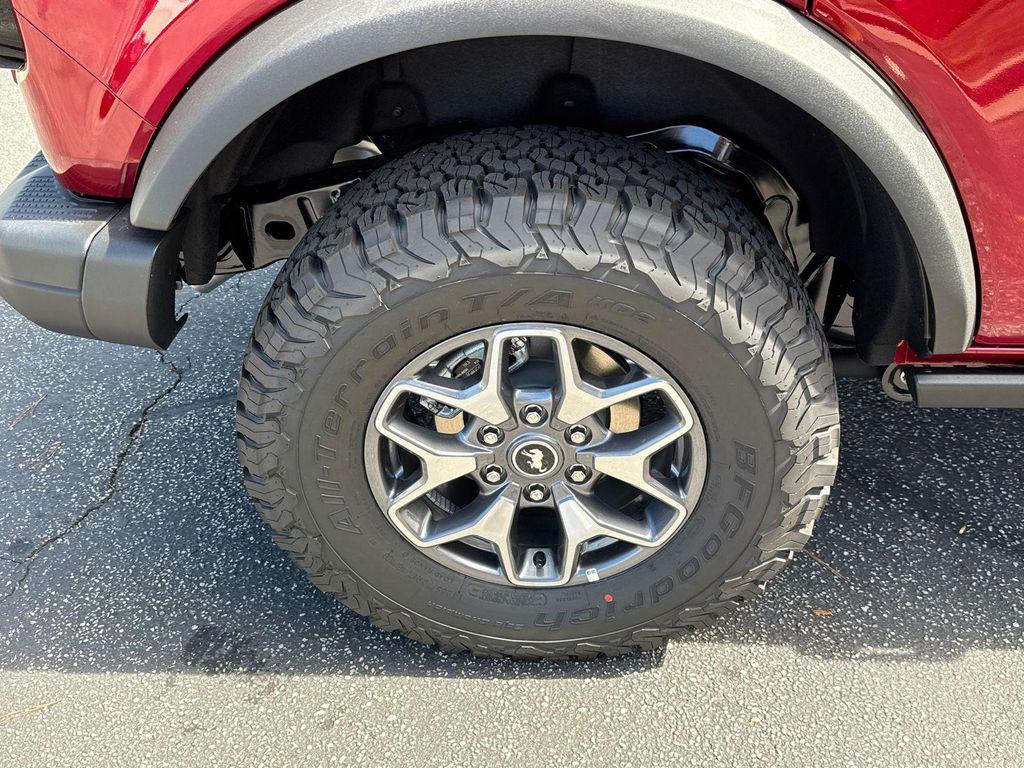 new 2025 Ford Bronco car, priced at $62,735