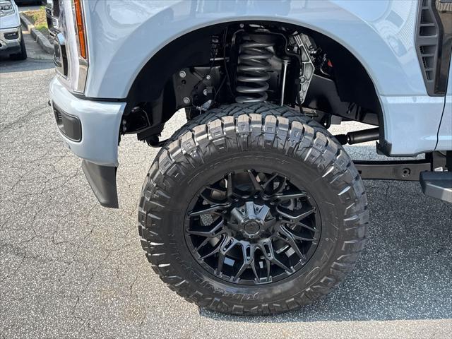 new 2025 Ford F-250 car, priced at $100,580