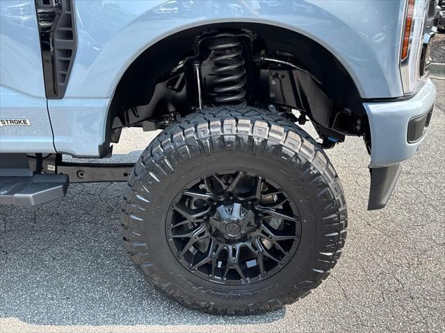 new 2025 Ford F-250 car, priced at $100,580