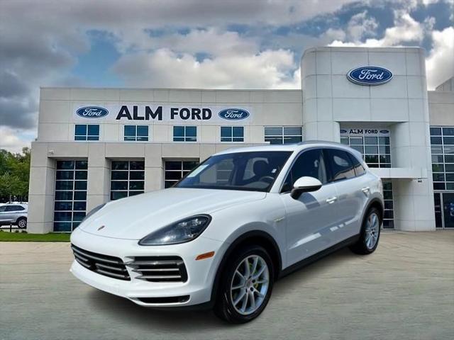 used 2022 Porsche Cayenne E-Hybrid car, priced at $65,960