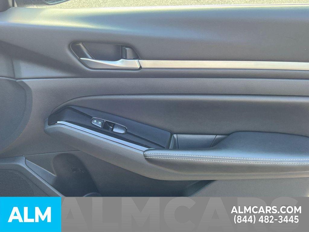 used 2023 Nissan Altima car, priced at $16,520
