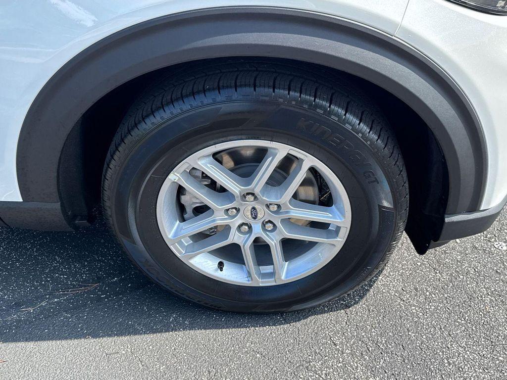 new 2025 Ford Explorer car, priced at $46,460