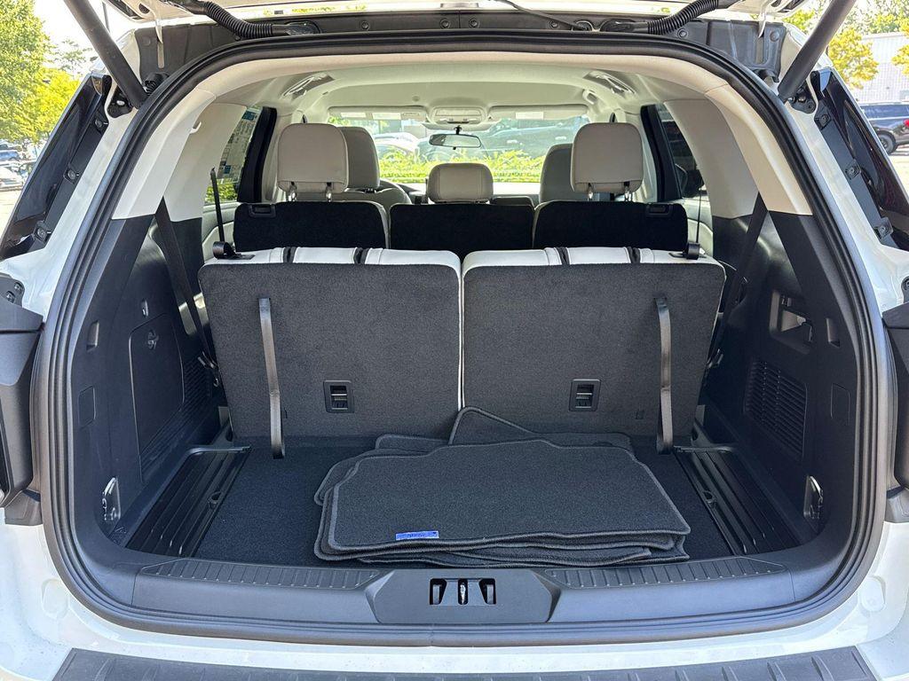 new 2025 Ford Explorer car, priced at $46,460