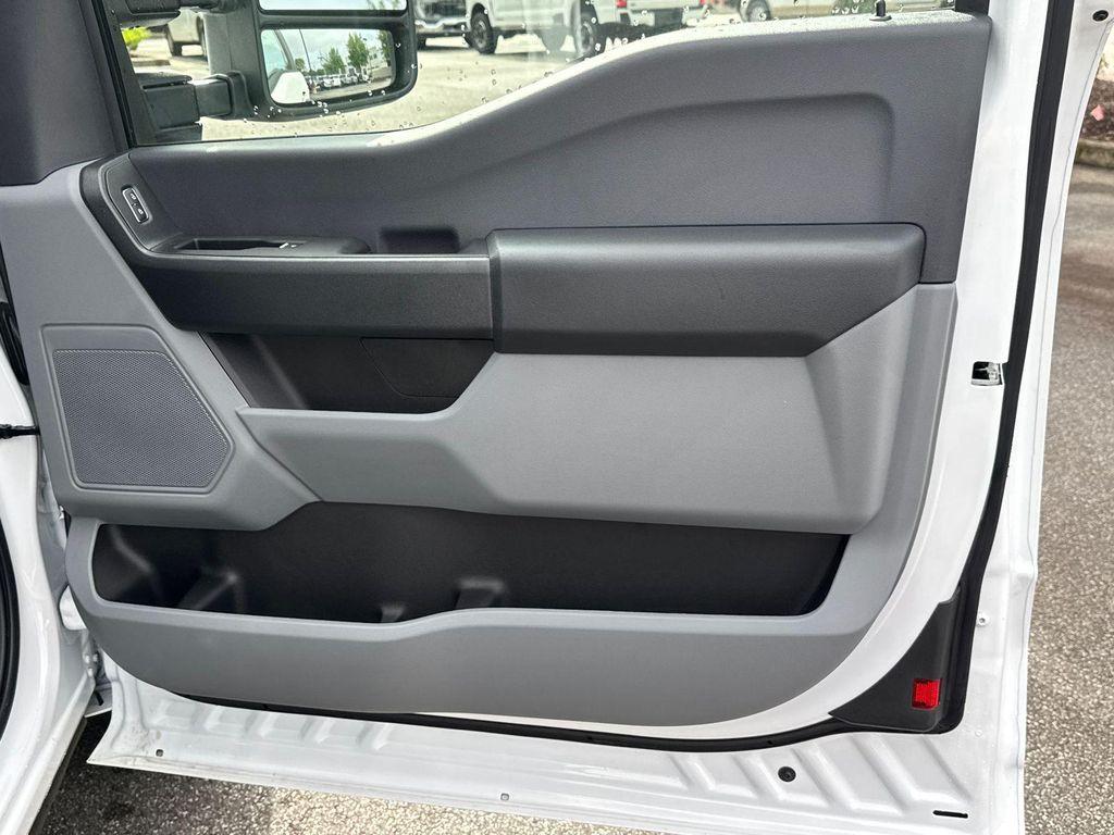 new 2024 Ford F-350 car, priced at $62,955