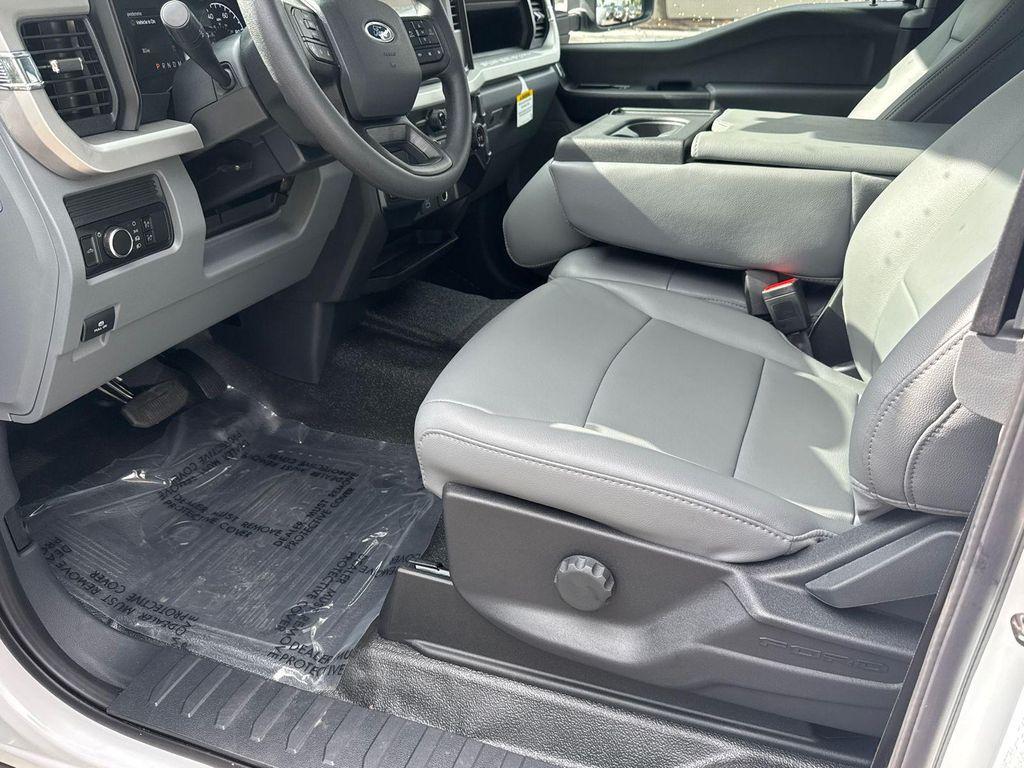 new 2024 Ford F-350 car, priced at $62,955