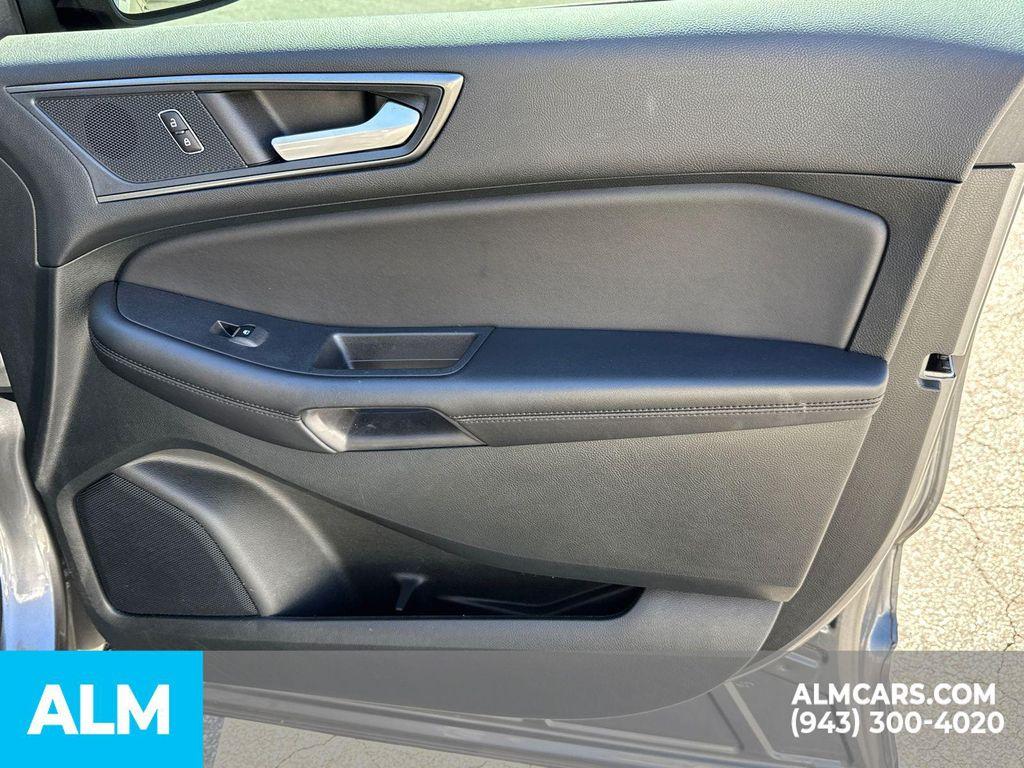 used 2023 Ford Edge car, priced at $20,220