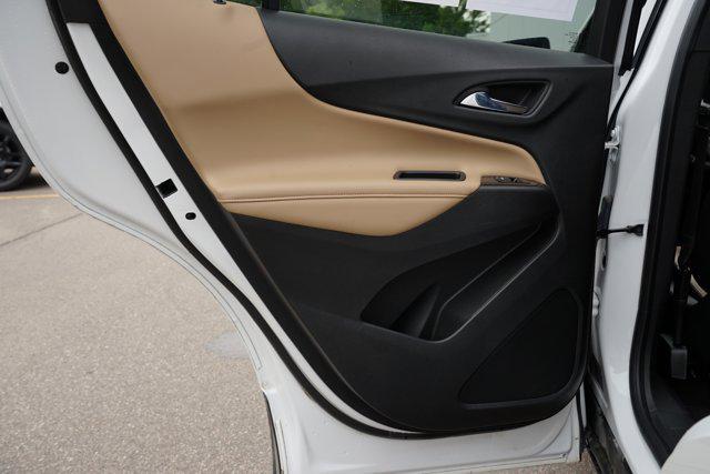 used 2022 Chevrolet Equinox car, priced at $25,290