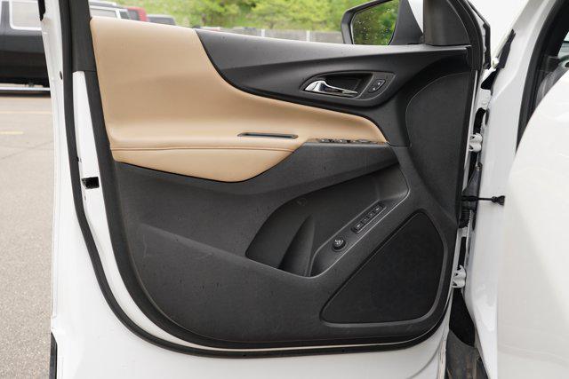 used 2022 Chevrolet Equinox car, priced at $25,290