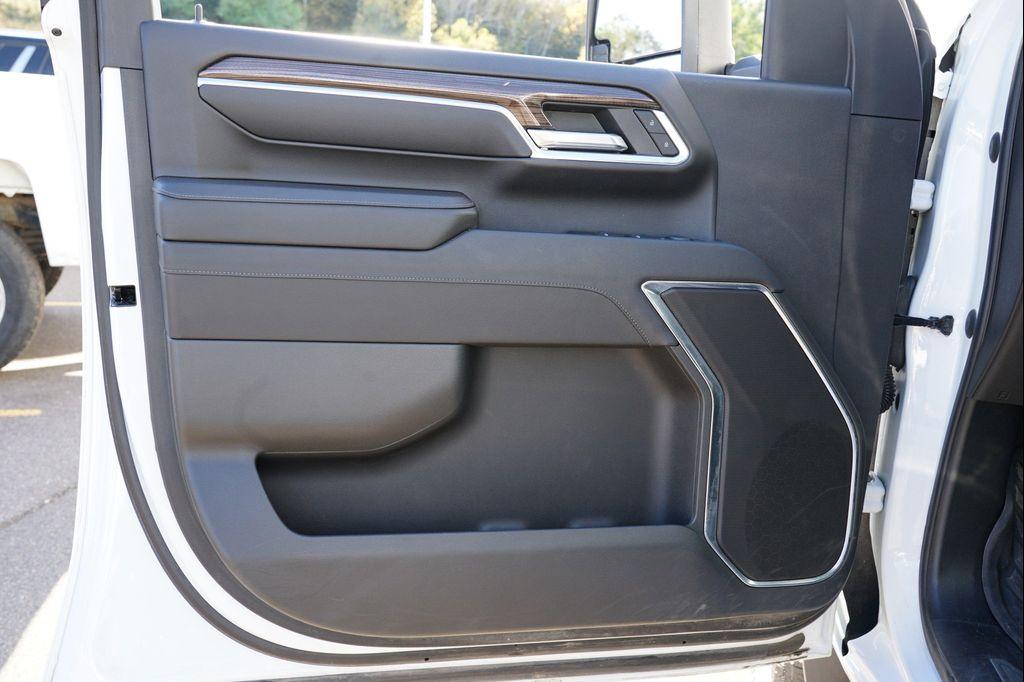 used 2024 Chevrolet Silverado 3500 car, priced at $59,490