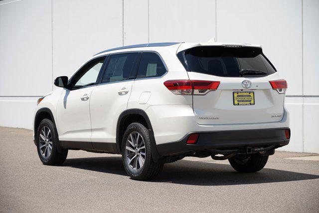 used 2019 Toyota Highlander car, priced at $25,999