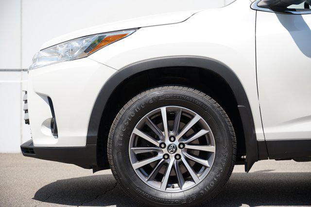 used 2019 Toyota Highlander car, priced at $25,999