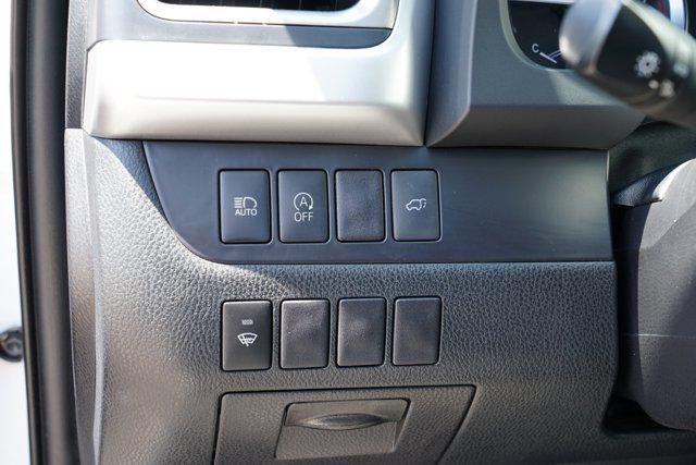 used 2019 Toyota Highlander car, priced at $25,999