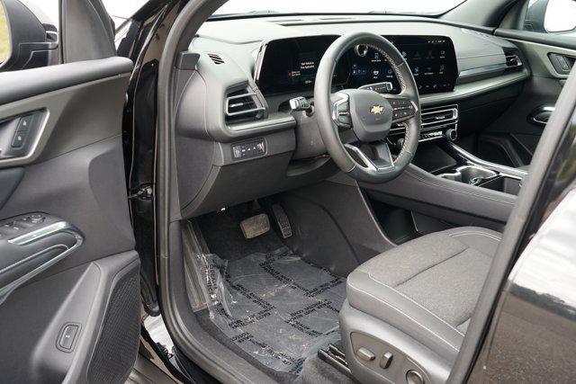 used 2025 Chevrolet Traverse car, priced at $39,490