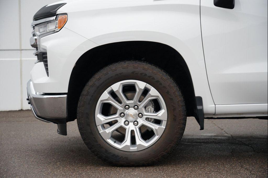 used 2024 Chevrolet Silverado 1500 car, priced at $49,879