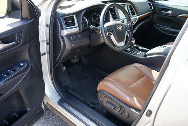 used 2017 Toyota Highlander car, priced at $19,799