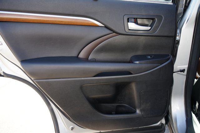used 2017 Toyota Highlander car, priced at $19,799